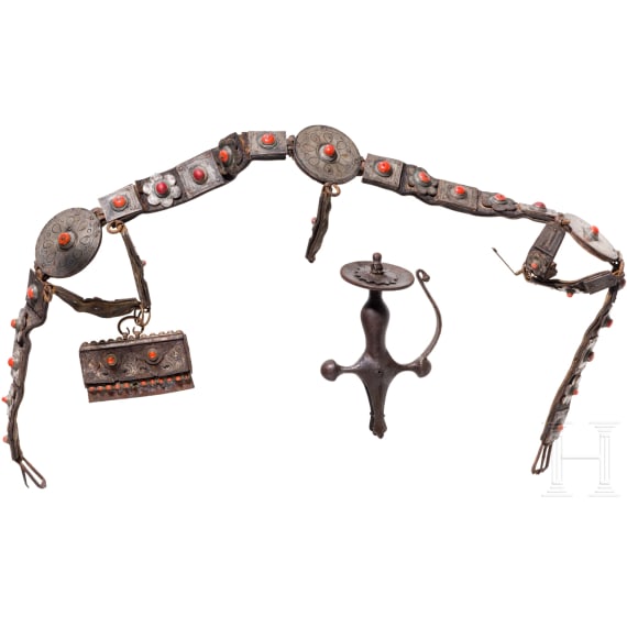 A magnificent Tibetan belt, 19th century
