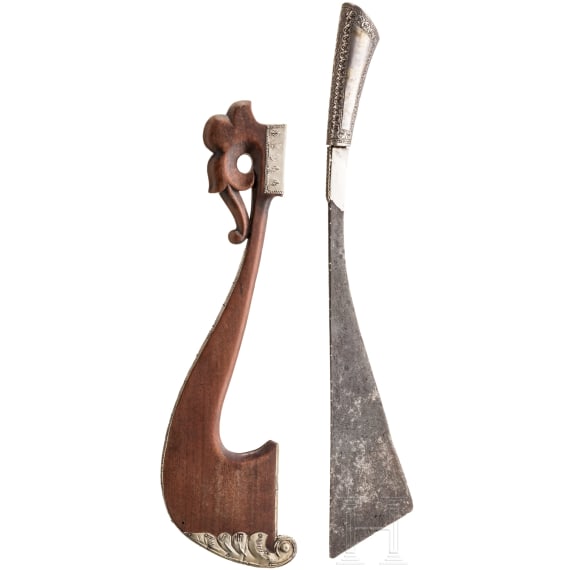 Haumesser mit Silbergriff, Malaysia oder Indonesien, 19. Jhdt.