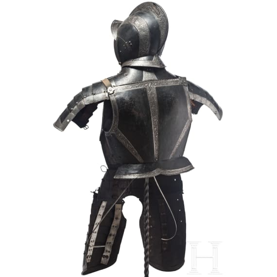 Schwarzwei&szlig;er Halbharnisch mit ge&auml;tzten R&auml;ndern, s&uuml;ddeutsch, um 1560