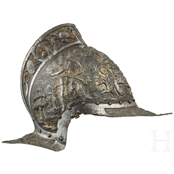 Getriebene und vergoldete Parade-Sturmhaube im Stil der Renaissance, Mailand, um 1860
