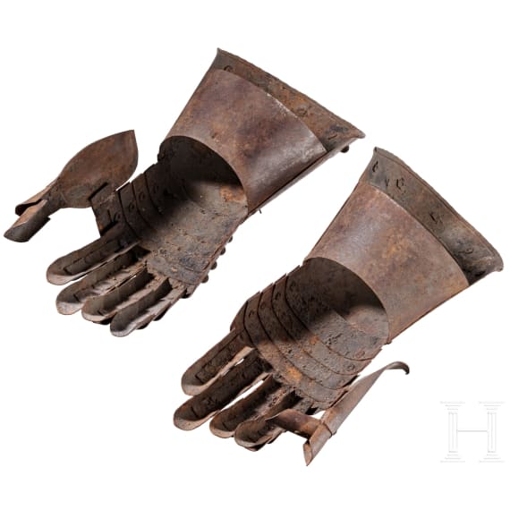 A pair of German armoured gauntlets, historicism in the style of 1600, circa 1900