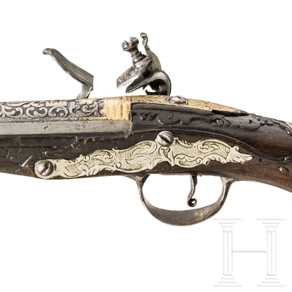 Silbermontierte und goldeingelegte Steinschlosspistole, balkant&uuml;rkisch, um 1800