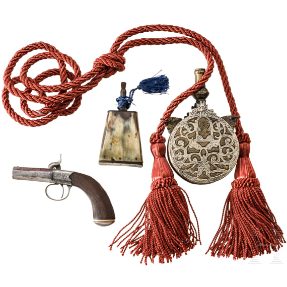 A percussion terzerol and two powder flasks