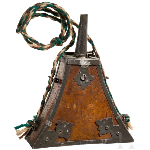 A German musketeer powder flask, circa 1620 - 1630