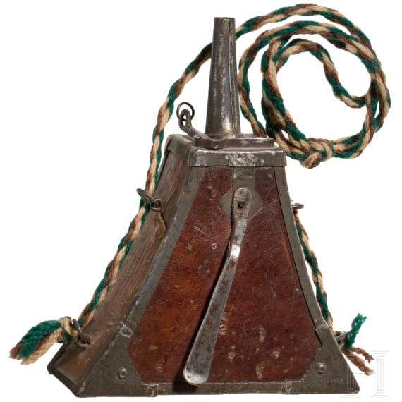 A German musketeer powder flask, circa 1620 - 1630