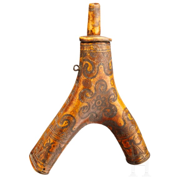 A large Hungarian/Transylvanian powder flask, 17th century