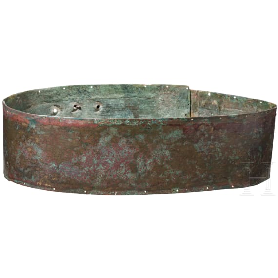 Mittelitalischer Bronzeg&uuml;rtel mit zwei G&uuml;rtelhaken, 3. Jhdt. v. Chr.