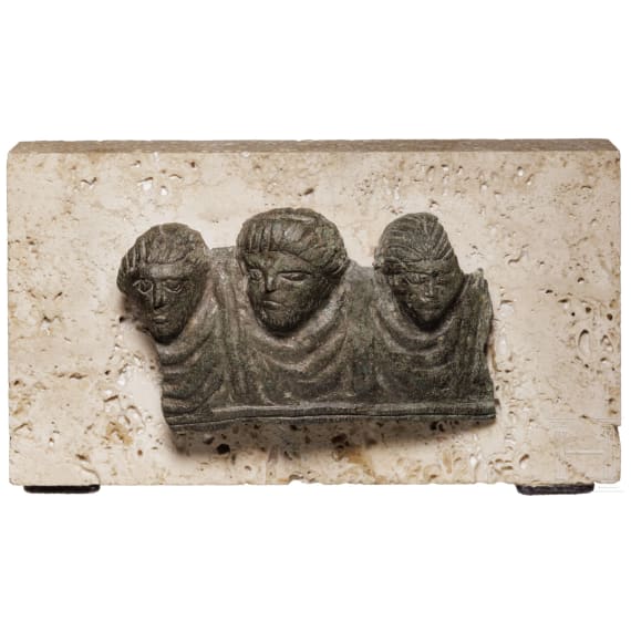 Fragment vom Bronzediadem einer Priesterstatue mit drei B&uuml;sten, ostmediterrane Provinzen, 3. - fr&uuml;hes 5. Jhdt. n. Chr.