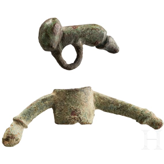 Zwei Phallusamulette aus Bronze, r&ouml;misch, 1. - 2. Jhdt. n. Chr.