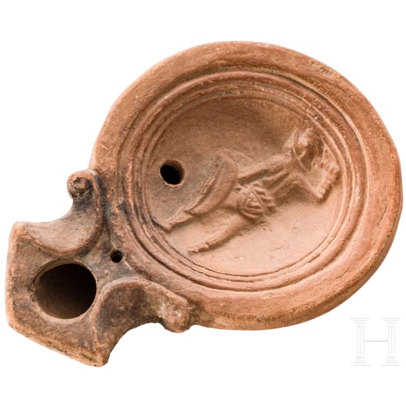 &Ouml;llampe mit Darstellung eines Gladiators, r&ouml;misch, Mitte 1. Jhdt. n. Chr.