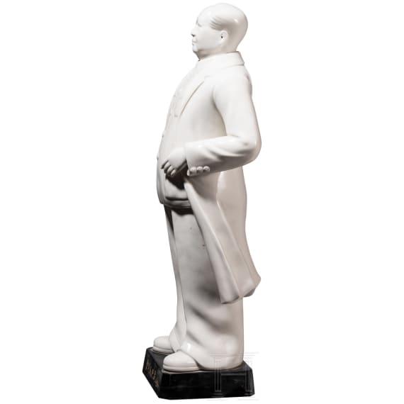 Gro&szlig;e Porzellanfigur von Mao Tse-Tung (Zedong), 1970er Jahre