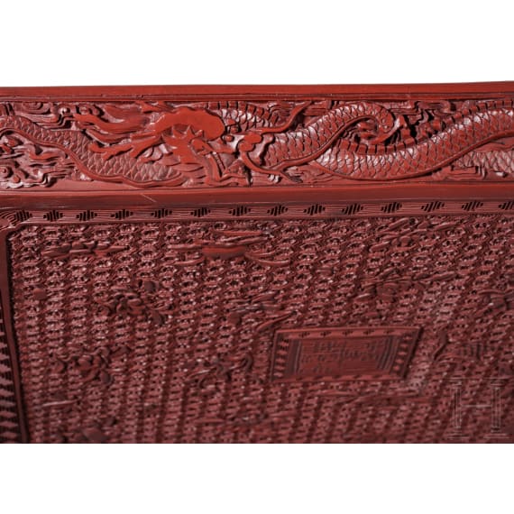 Rotlack-Tablett, China, Qing-Dynastie, um 1900