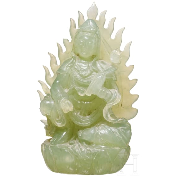 Serpentinfigur einer sitzenden Guanyin, China, 20. Jhdt.