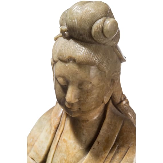 Guanyin aus Jade, China, 20. Jhdt.