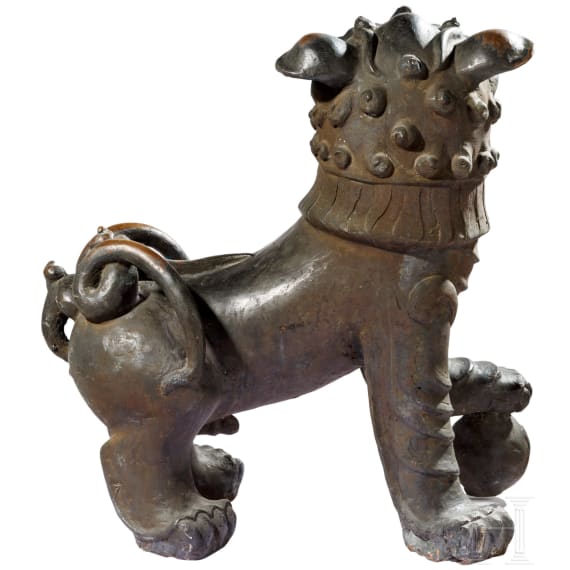 Ein Paar massive W&auml;chterl&ouml;wen aus Bronze, China, 20. Jhdt.