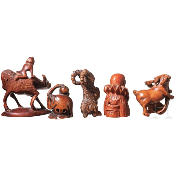 Neun Netsuke, Japan/China, um 1900