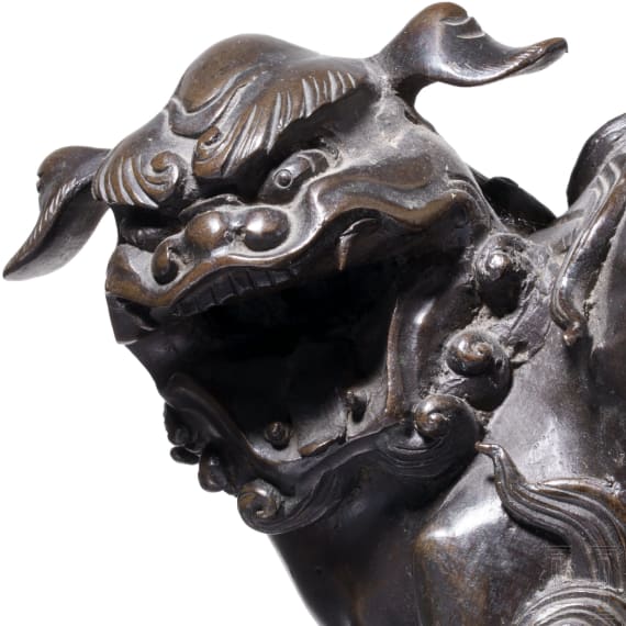 W&auml;chterl&ouml;we aus Bronze, Japan, 20. Jhdt.