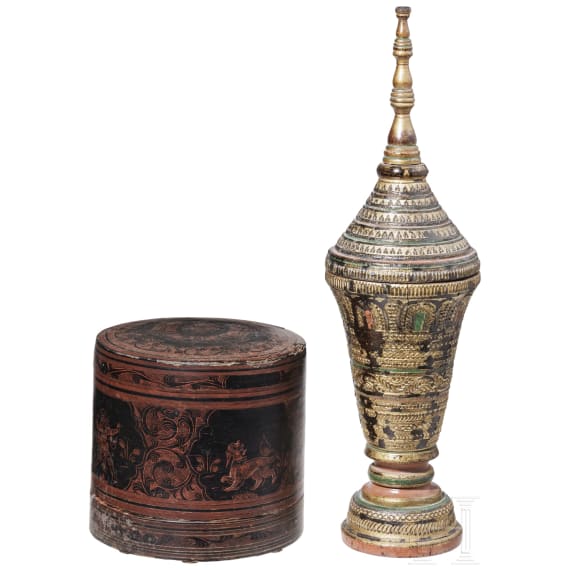 Kun-It-Betel-Beh&auml;lter aus Bambus und Lack sowie t&uuml;rmchenf&ouml;rmige Spendenbox, Burma, 20. Jhdt.
