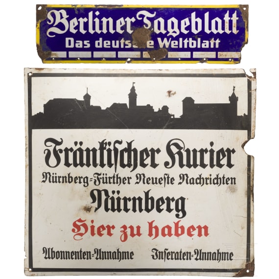 Zwei Emailleschilder "Fr&auml;nkischer Kurier" und "Berliner Tagesblatt", 1920er Jahre