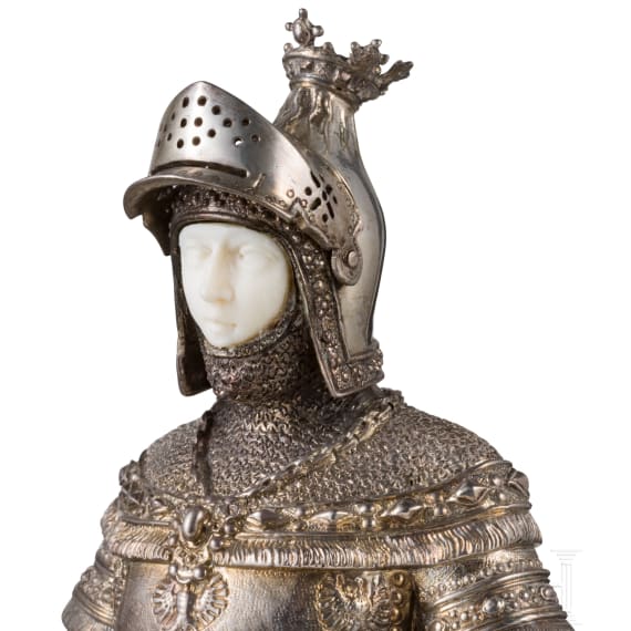 Historismusfigur eines Ritters nach den Figuren am Grab von Maximilian I. ("Schwarze Mander") in der Innsbrucker Hofkirche, Hanau, Neresheimer & S&ouml;hne (gegr. 1893), um 1900