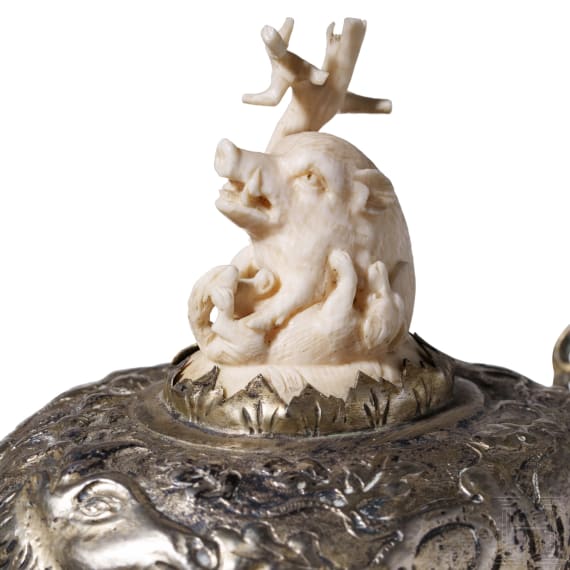 Jagdlicher Elfenbein-Humpen, deutsch, Montierung Hanau oder Schw&auml;bisch Gm&uuml;nd, um 1900
