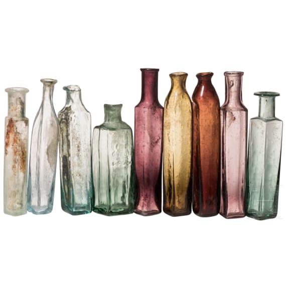 29 Glasfl&auml;schchen, 17. - 19. Jhdt.