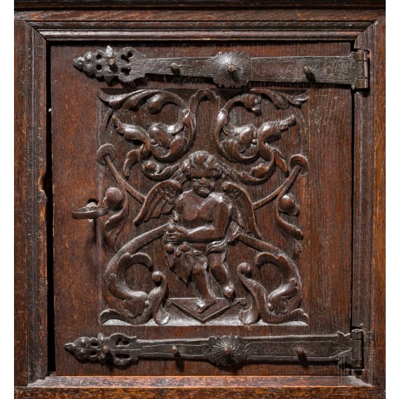Stollenschrank im Stil des 16. Jhdts., fl&auml;misch, 19. Jhdt.