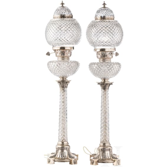 Ein Paar gro&szlig;e Kristall-Tischlampen mit Silbermontur, Russland, Moskau, Shanks & Co., 1895