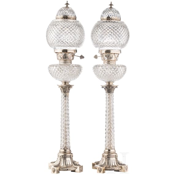 Ein Paar gro&szlig;e Kristall-Tischlampen mit Silbermontur, Russland, Moskau, Shanks & Co., 1895