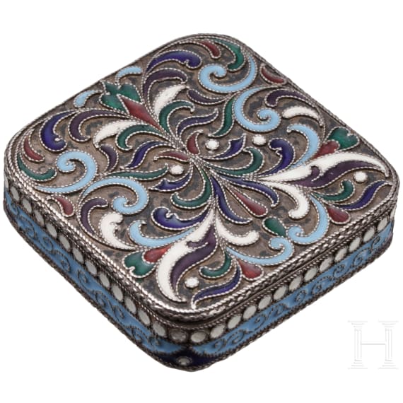 Cloisonn&eacute;-Email-Pillendose, Sowjetunion, um 1930