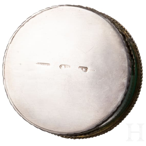 Kleine Guilloch&eacute;-Emaille-Deckeldose (Pillendose), 2. H&auml;lfte 20. Jhdt.