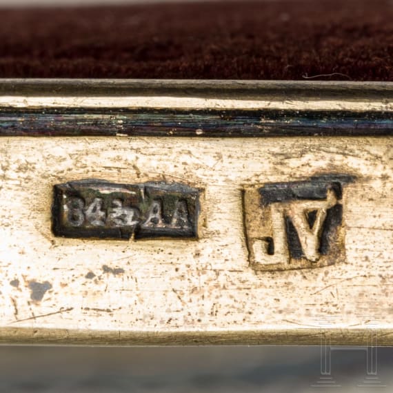 Ikone mit der Gottesmutter Iwerskaja mit Email-Oklad, Russland, Ende 19. Jhdt. (Ikone), Moskau, Dmitri A. Gorbunow, 1890 (Oklad)