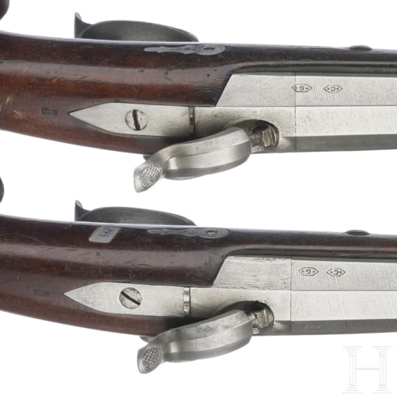 Ein Paar Offizierspistolen M 1833, 2. Modell