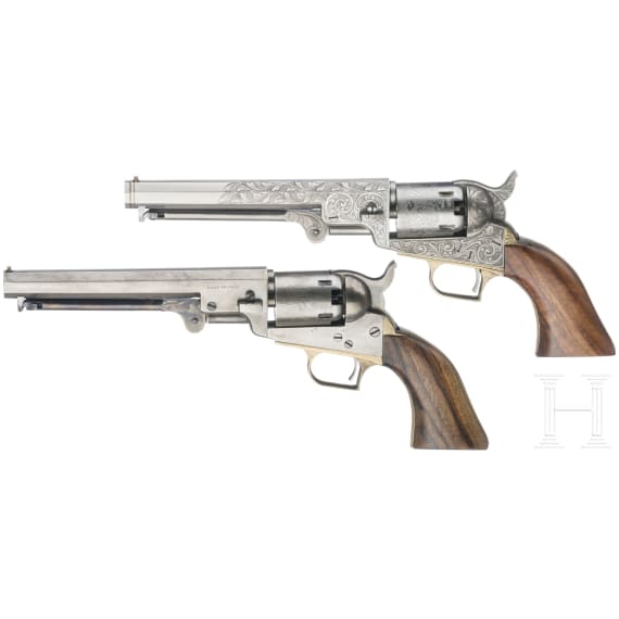 Zwei Perkussionsrevolver im Kasten