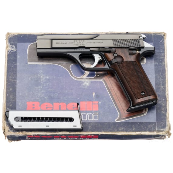Benelli, Mod. B82, im Karton