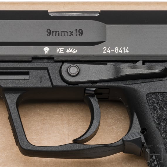 Heckler & Koch, Mod. USP, im Karton