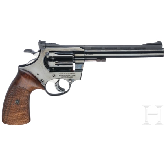 Revolver Korth, Serie 22, im Karton