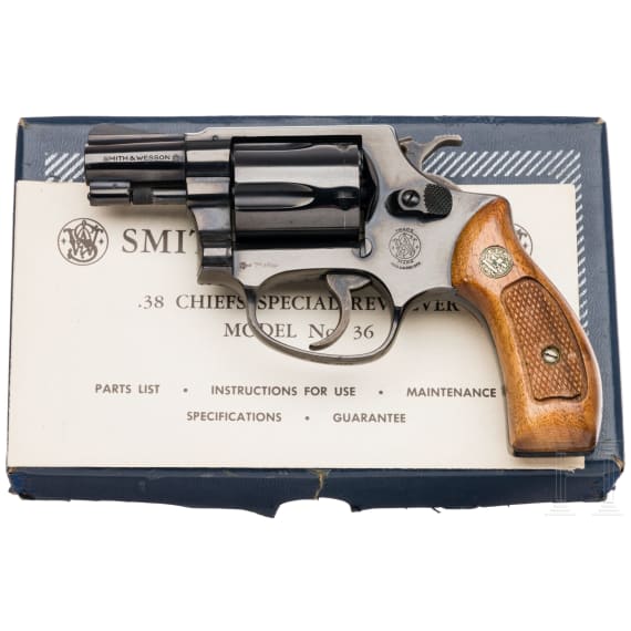 Smith & Wesson, Mod. 36, im Karton