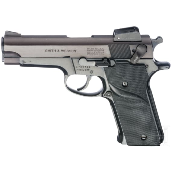 Smith & Wesson Mod. 559, "9 mm 14-Shot Autoloading Pistol"