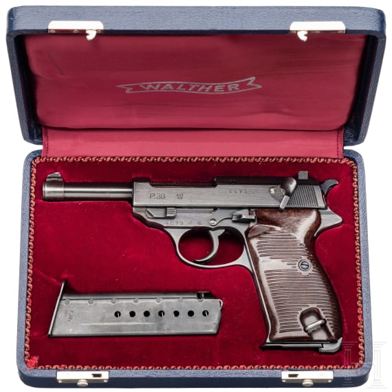 Mauser, Mod. P 38, Code "byf 43", in Schatulle