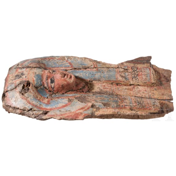 A sarcophagus fragment made of painted wood, Third Intermediate Period, 1st quarter of the 1st millennium B.C.