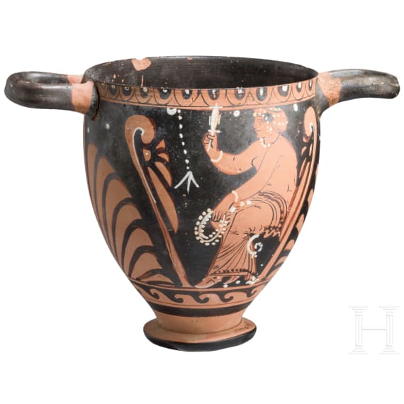 A red-figure Apulian skyphos, 2nd half of the 4th century B.C.