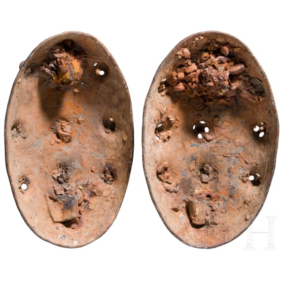 High-quality copy of a pair of oval shell brooches (Viking, early to mid-10th century) from the late 19th century.