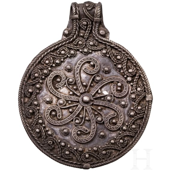 Silver pendant with filigree decoration, Viking, 10th century.