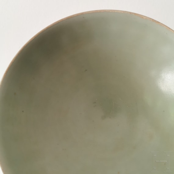 A Chinese Longquan celadon-glazed lotus bowl, probably Yuan or Ming dynasty (14th - 17th century)