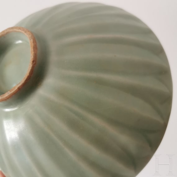 A Chinese Longquan celadon-glazed lotus bowl, probably Yuan or Ming dynasty (14th - 17th century)