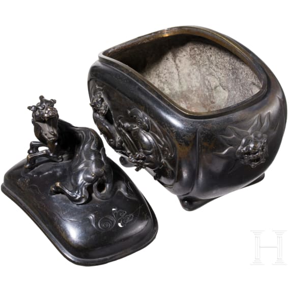 A Japanese incense bowl, Meiji period, circa 1900