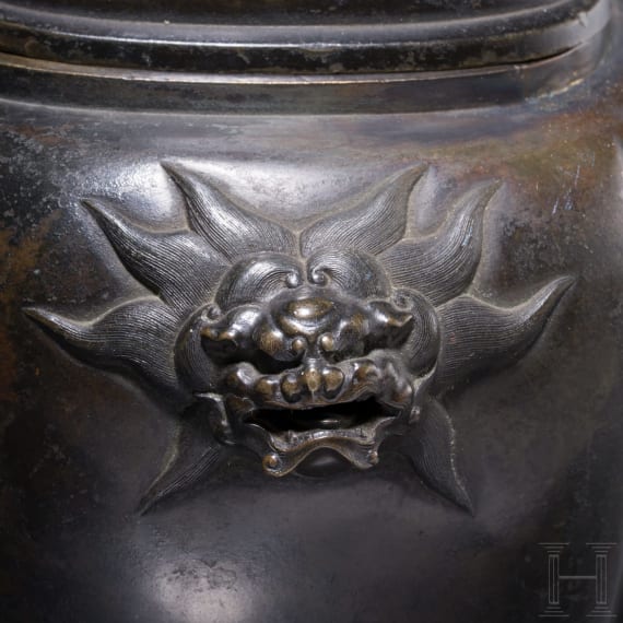 A Japanese incense bowl, Meiji period, circa 1900