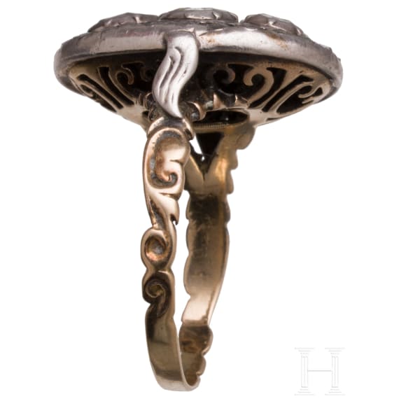 A 14ct gold rococo ring set with diamonds (circa 3.82ct), circa 1740