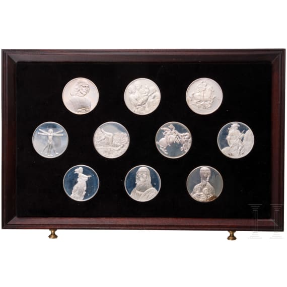 50 silver medals "masterpieces from Leonardo da Vinci" in wooden casket